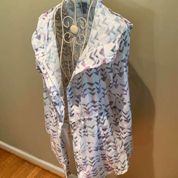 CHAMPION Windbreaker - Picture 2 of 5